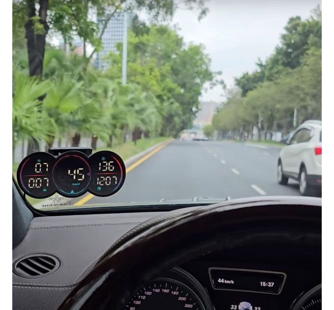 Бортовой компьютер HUD G17 GPS — проекционный дисплей с функцией спидометра