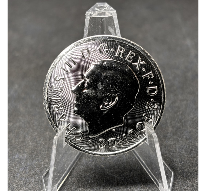 Серебряная монета 2£ «Bond of the 1980s» 1oz 2025 – инвестиции и коллекционирование