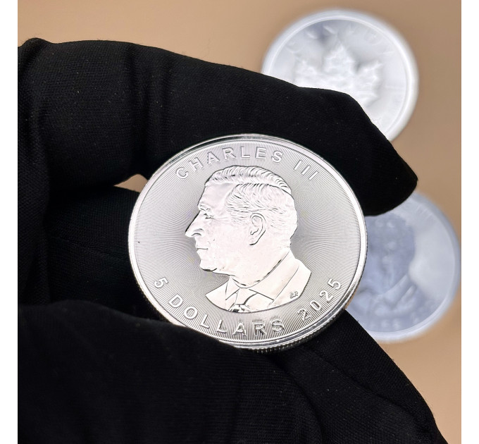 Серебряная монета 5$ Кленовый лист 1 унция 2025 Канада