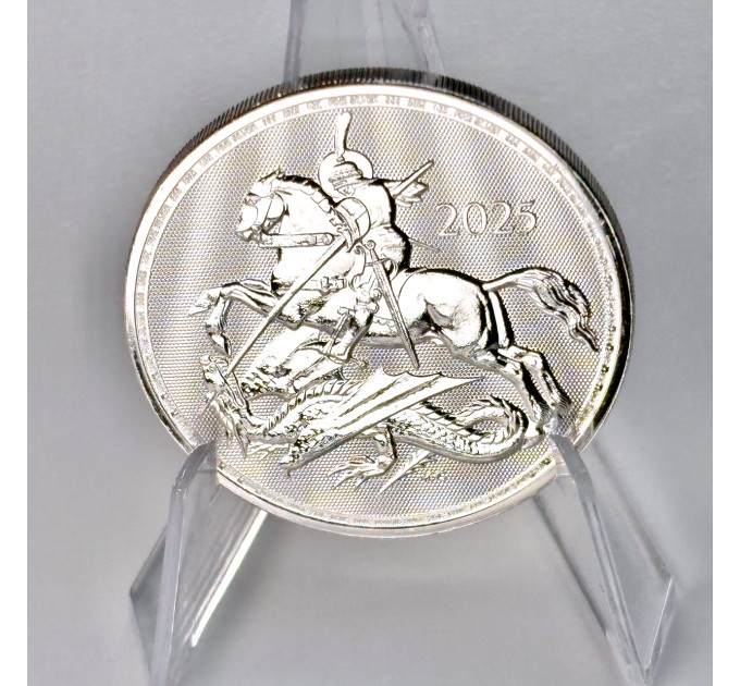 Серебряная монета 2£ «Святой Георгий и Дракон» 1 oz 2025 Великобритания