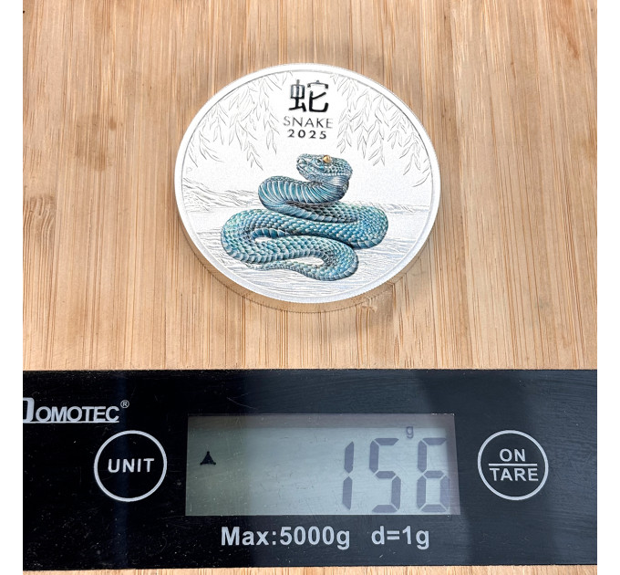 Цветная серебряная монета 8$ Год Змеи 5 oz 2025 Австралия
