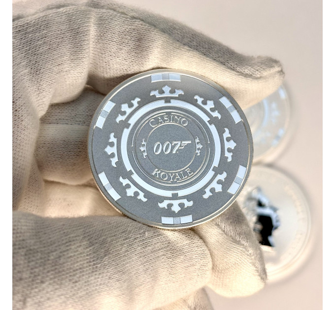 Серебряная монета 1$ Агент 007 «Казино Рояль» 1 oz 2023 Тувалу