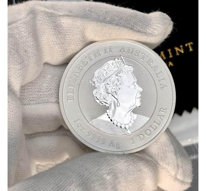 Серебряная монета 1$ Год Кролика 1oz 2023 с позолотой