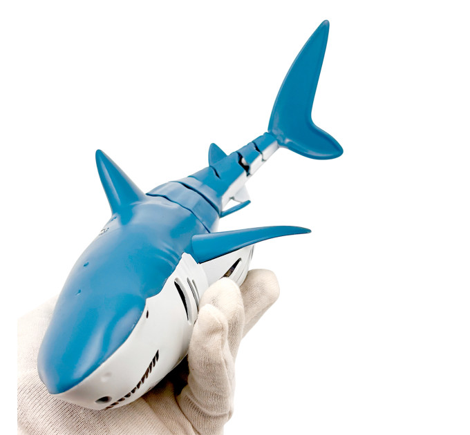 Радиоуправляемая игрушка RC Shark 2.4GHz 1:18 — интерактивная акула для воды и суши