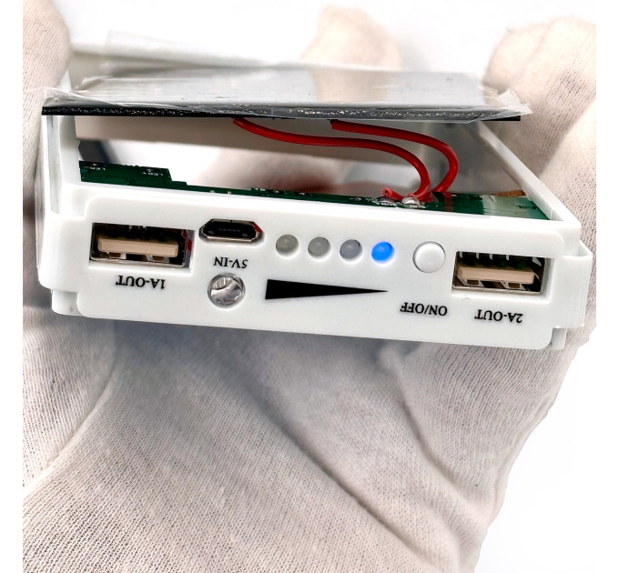 Корпус для Power Bank с солнечной панелью и фонарём на 5 аккумуляторов 18650