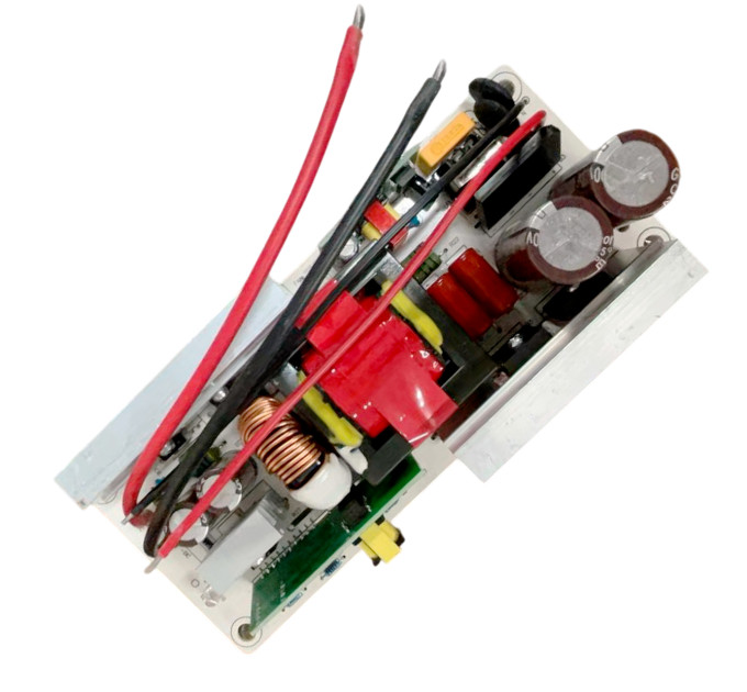 Зарядний пристрій 29.4V 30A 820W — імпульсний перетворювач AC-DC для Li-ion та LiFePO4