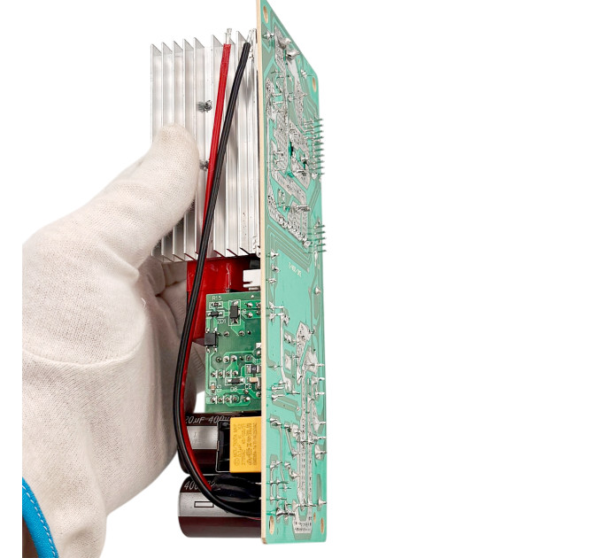 Зарядний пристрій 29.4V 30A 820W — імпульсний перетворювач AC-DC для Li-ion та LiFePO4